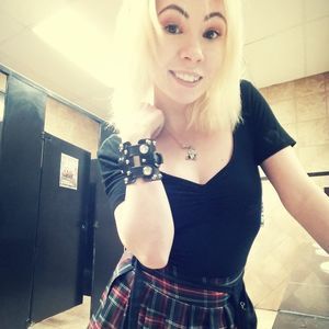 Meet your Posher, Sierra